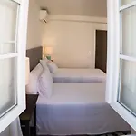 Flh Principe Real With View Διαμέρισμα *